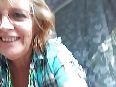 दो पुरुषों और एक गर्म परिपक्व