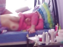 पत्नी स्तन 1